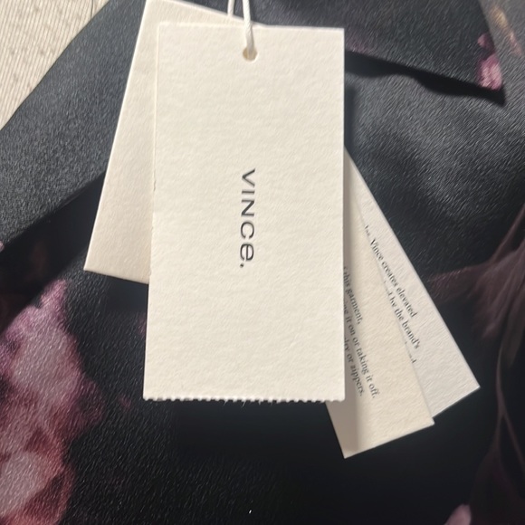 Vince silk popover blouse NWT - Picture 8 of 10